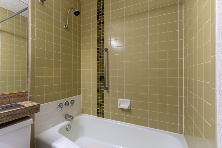 Bathroom 4, Ramada by Wyndham Reno Hotel and Casino, Washoe