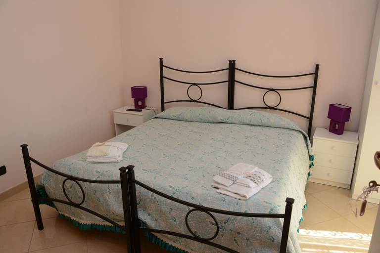 Bedroom 4, Villa San Leonardo, Catania