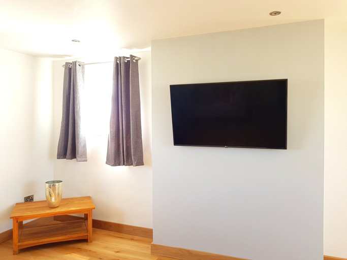 Others 5, Park View, Lincolnshire