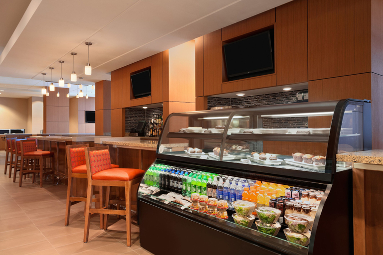 Food & Drinks 5, Hyatt Place Minneapolis Downtown, Hennepin