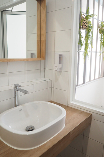 Bathroom 4, Nornnuea at Inthanon, Chom Thong