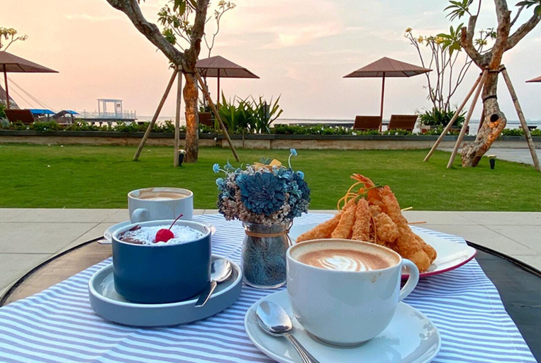 Putri Duyung Ancol - Food & Drinks