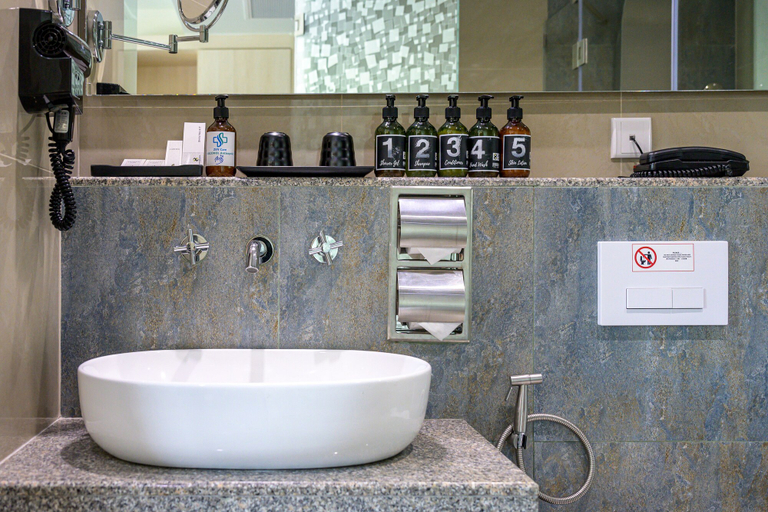 Bathroom 5, ZENSEANA RESORT & SPA, Pulau Phuket