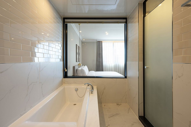 Bathroom 4, Browndot Seomyeon Business, Busanjin