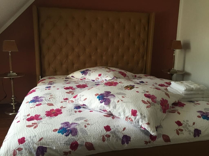 Bedroom 3, Elbsandstein Apartments, Meißen