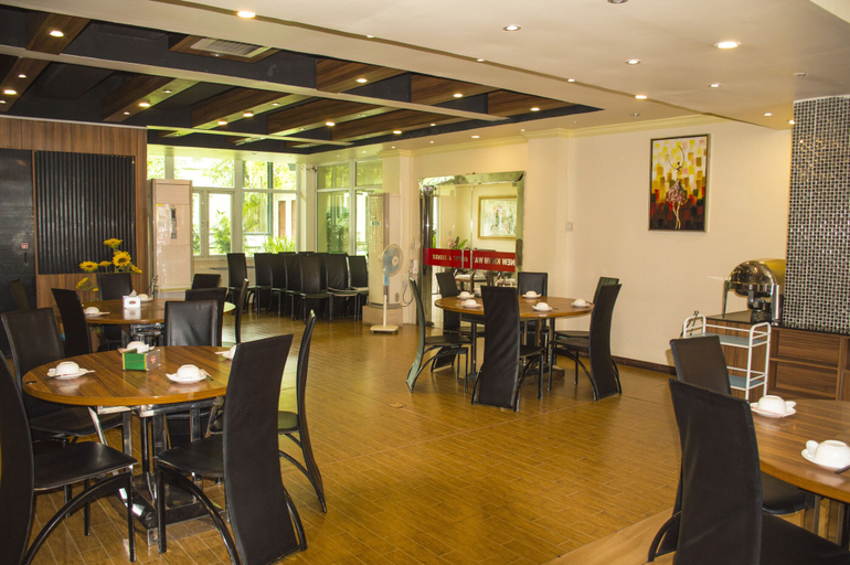 Food & Drinks 4, Green Leaf Hotel, Yangon
