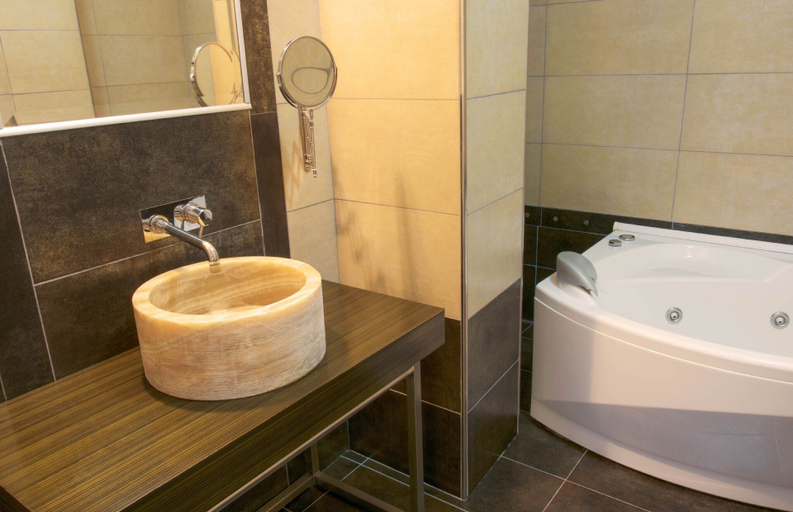 Bathroom 4, Hotel Grazia Eboli, Salerno