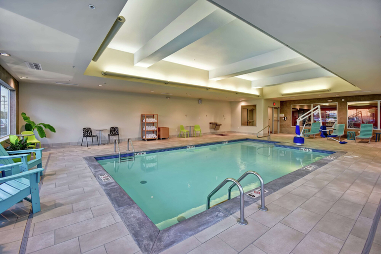 Sport & Beauty 5, Home2 Suites by Hilton Springfield North, Greene
