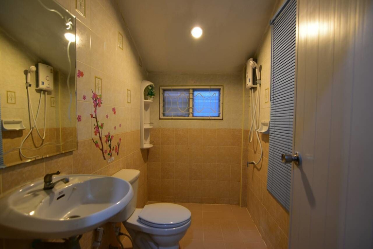 Bathroom 3, Ban Lomyen HuaHin, Hua Hin