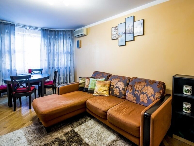 Others 4, Apartment - Ostrovityanova 11, Western