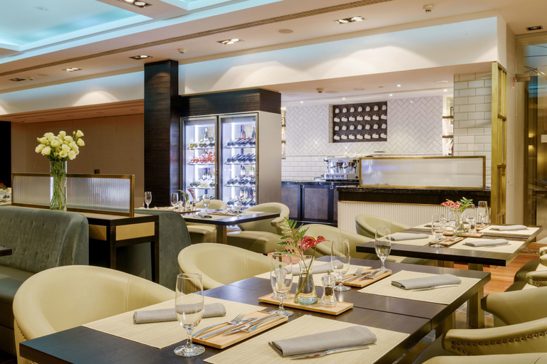 Food & Drinks 5, Hilton Budapest, Budapesti