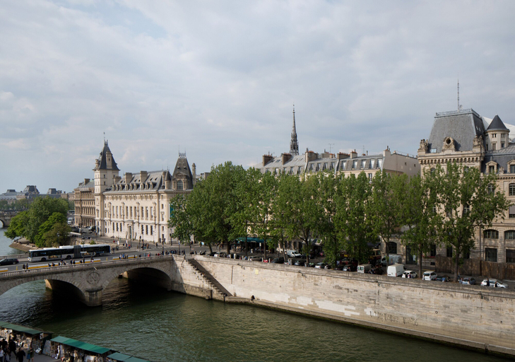Exterior & Views 2, Hotel Les Rives De Notre Dame, Paris