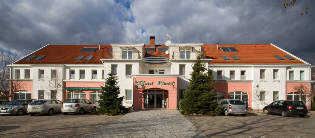 Exterior & Views 1, Platan Hotel, Debrecen