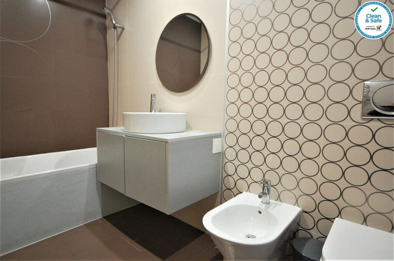 Bathroom 5, Terrace Private Apartment - Albufeira, Albufeira