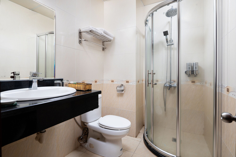 Bathroom 4, Corvin Hotel, Vũng Tàu