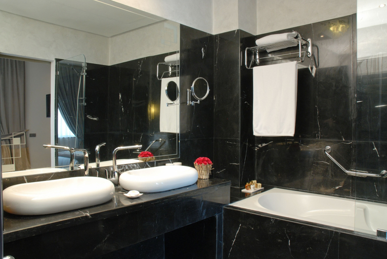 Bathroom 5, Hotel Imperial Casablanca, Casablanca