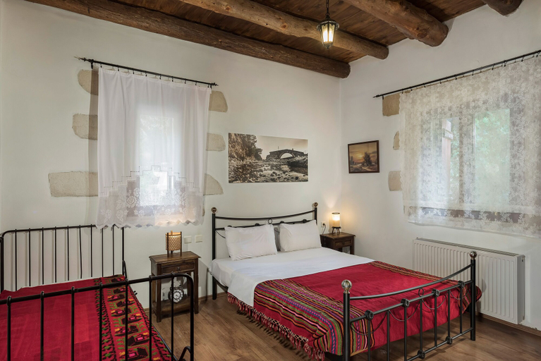 Bedroom 3, Villa Aloni-traditional Stone Villa With Nice View,pool and Garden, Crete