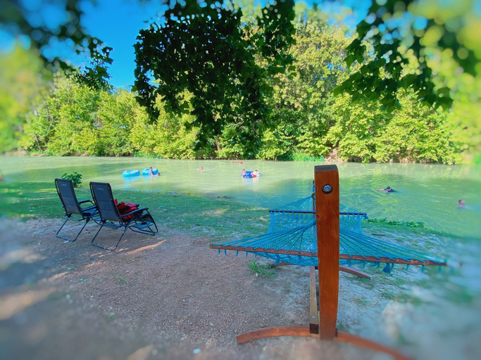 Others 4, Son's Blue River Camp Glamping Cabin R, Caldwell