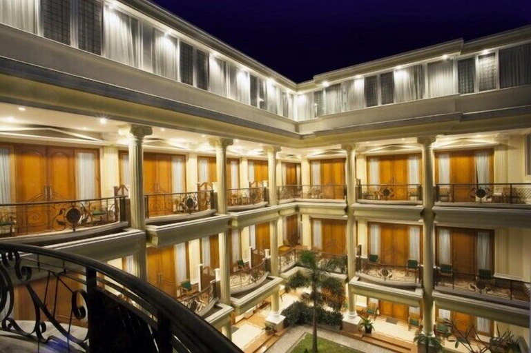 Exterior & Views 1, Hotel Filadelfia Gallery Resort, Malang