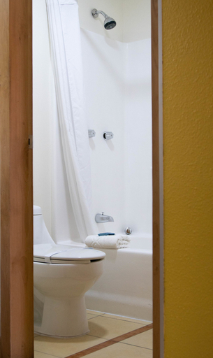 Bathroom 5, Colonial Mexicali, Mexicali