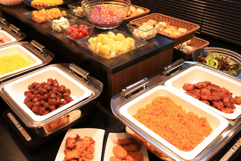 Food & Drinks 6