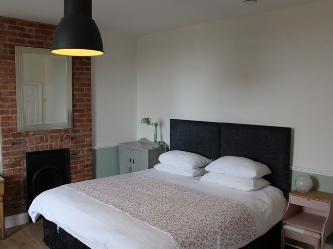 Bedroom 2, The Railway, Suffolk