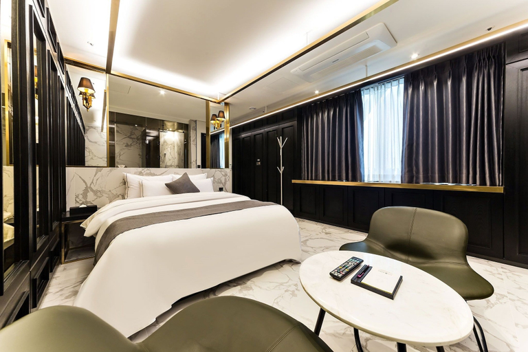 Bedroom 2, Yongin Astro Hotel, Seongnam