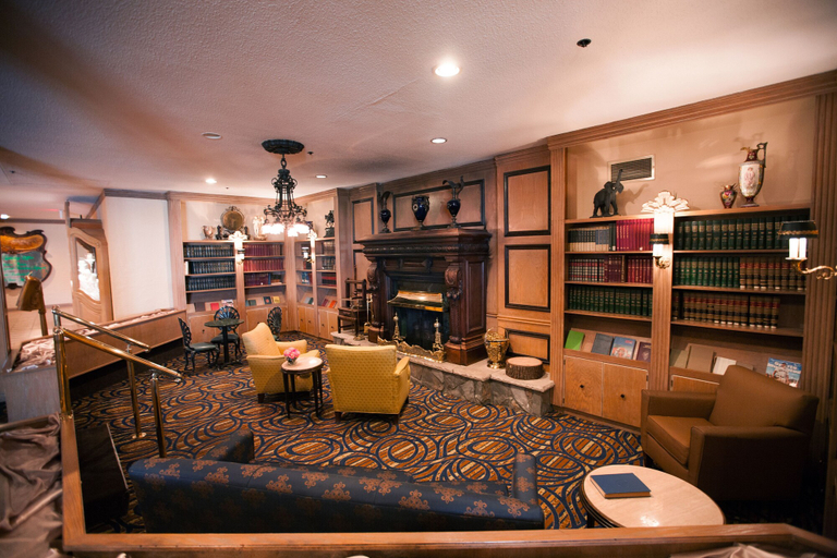 Food & Drinks 5, Chateau Hotel and Conference Center, McLean