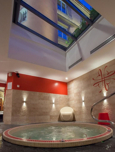 Bathroom 4, Hotel & Spa Le Bouclier D'Or, Bas-Rhin