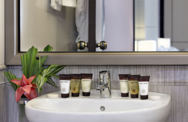 Bathroom 4, Bravia Hotel Ouagadougou, Kadiogo