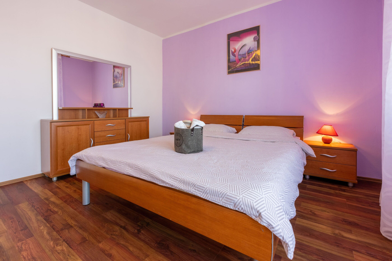 Bedroom 2, Apartments Filip, Crikvenica