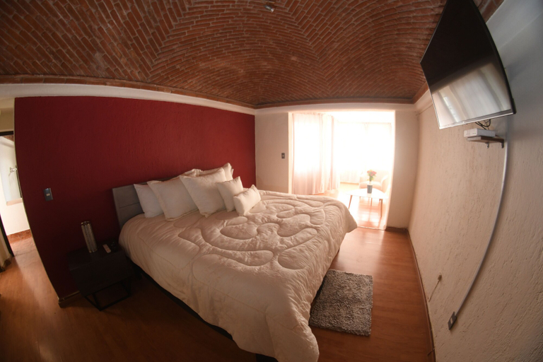Bedroom 3, The House of Cinema Guanajuato, Guanajuato