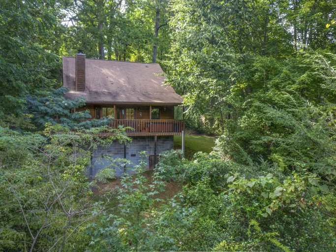 Exterior & Views 2, Between Here & There by Jackson Mountain Rentals, Sevier
