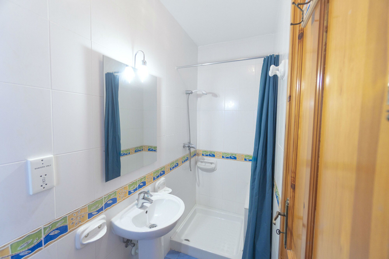 Bathroom 4, Harbour Lights Apartments by Getaways Malta, Saint Paul's Bay