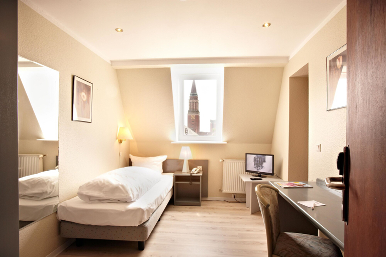 Bedroom 3, Hotel City Kiel by Premiere Classe, Kiel