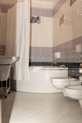 Bathroom 4, Otel Princess Elisa, Svetlogorsk