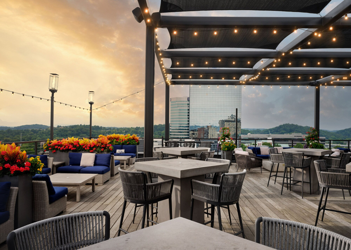 Food & Drinks 5, Hyatt Place Knoxville Downtown, Knox