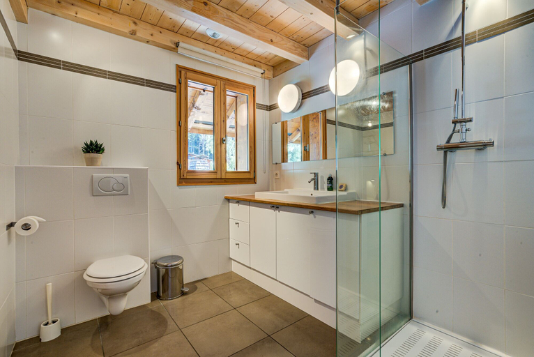 Bathroom 3, Villa Mont Blanc, Haute-Savoie
