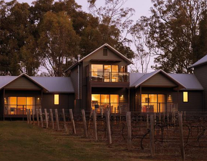 Exterior & Views 2, Hermitage Lodge, Cessnock