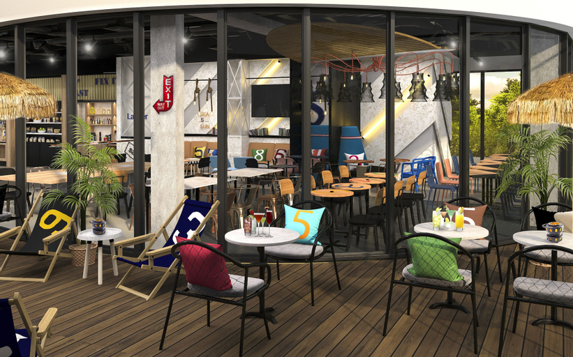 Food & Drinks