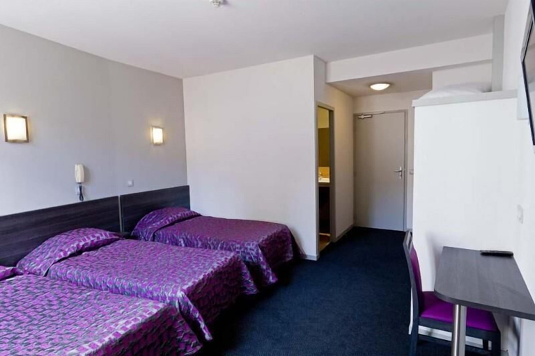 Bedroom 3, Hotel St-Etienne, Hautes-Pyrénées