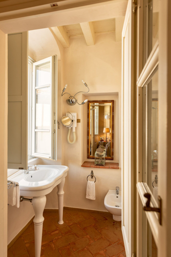 Bathroom 5, Palazzo Novello, Brescia