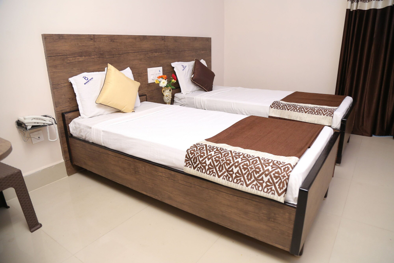 Bedroom 5, Hotel Bhavani Grand, West Godavari