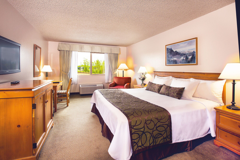 Bedroom 4, Coast Inn at Lake Hood, Anchorage