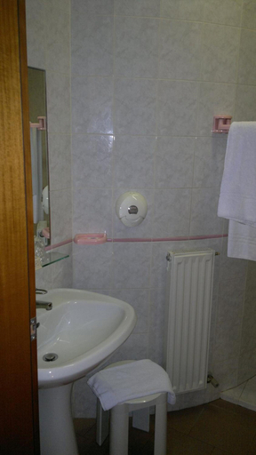Bathroom 5, Hotel Centrale, Ferrara
