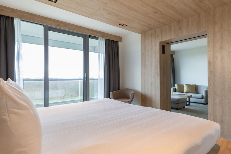Bedroom 3, Leonardo Royal Hotel Den Haag Promenade, Den Haag