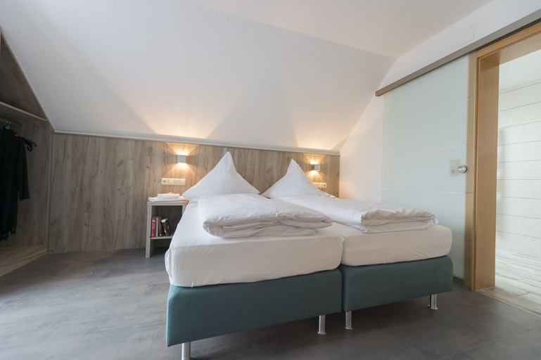 Bedroom 2, Landgasthaus Hofmann, Ansbach