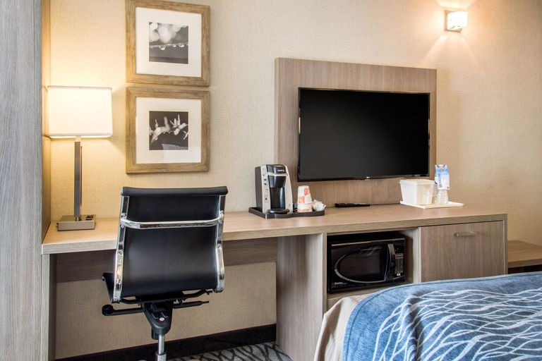 Bedroom 3, Comfort Inn Aéroport, Montréal