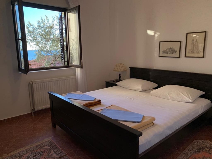 Bedroom 3, Apartments Petrovac