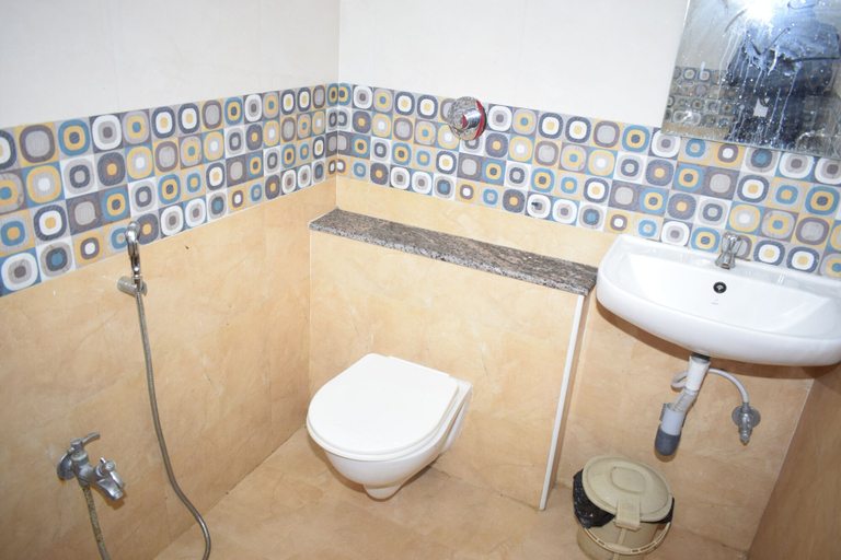 Bathroom 4, TSV Hotel, Cuddalore